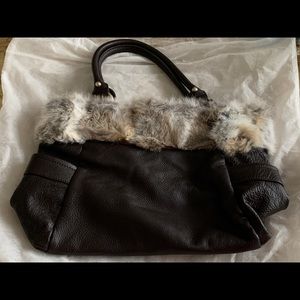 Leather and fur trim handbag